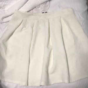 White/cream skirt